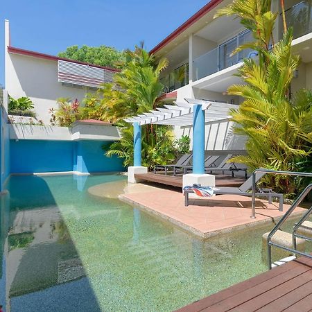 Macrossan House Boutique Holiday Apartments Port Douglas Extérieur photo