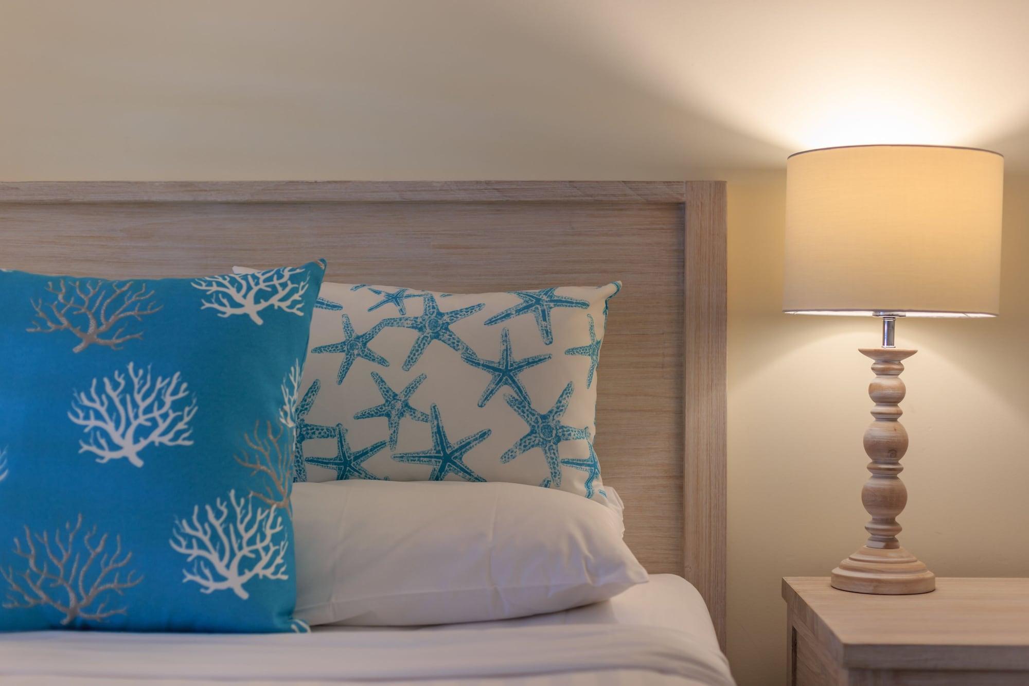 Macrossan House Boutique Holiday Apartments Port Douglas Extérieur photo