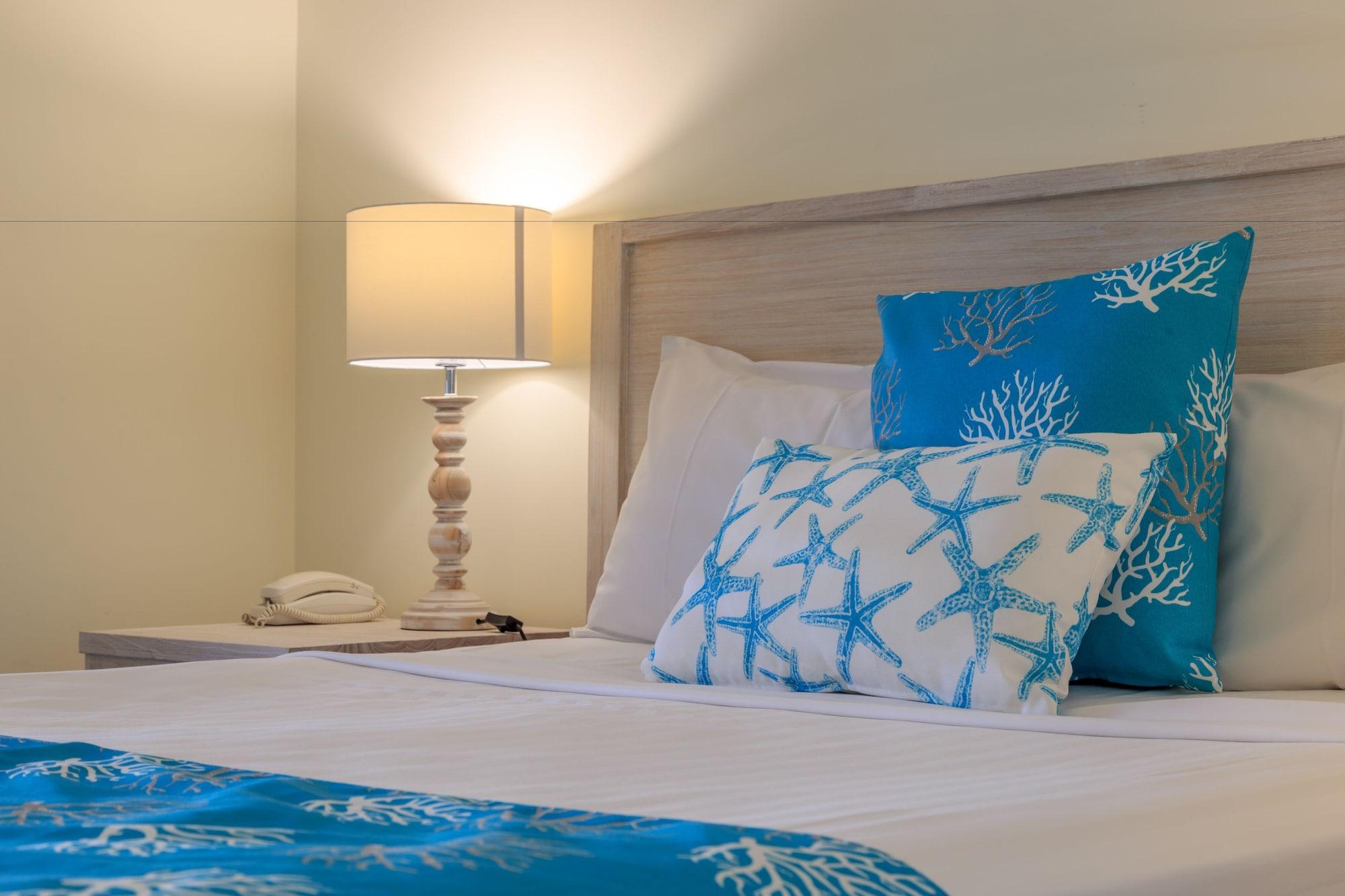 Macrossan House Boutique Holiday Apartments Port Douglas Extérieur photo