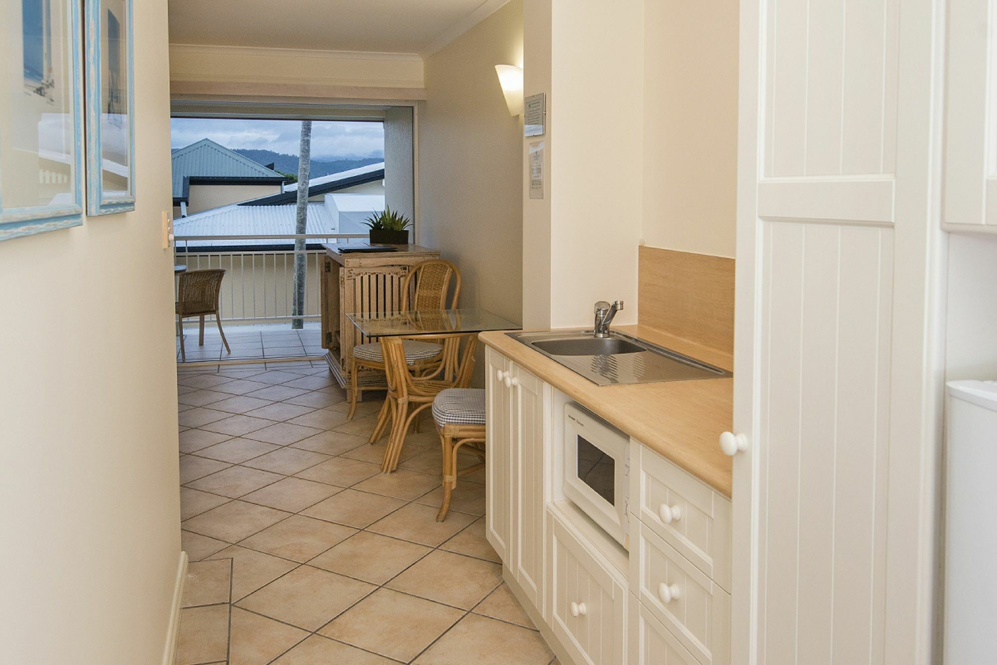Macrossan House Boutique Holiday Apartments Port Douglas Extérieur photo
