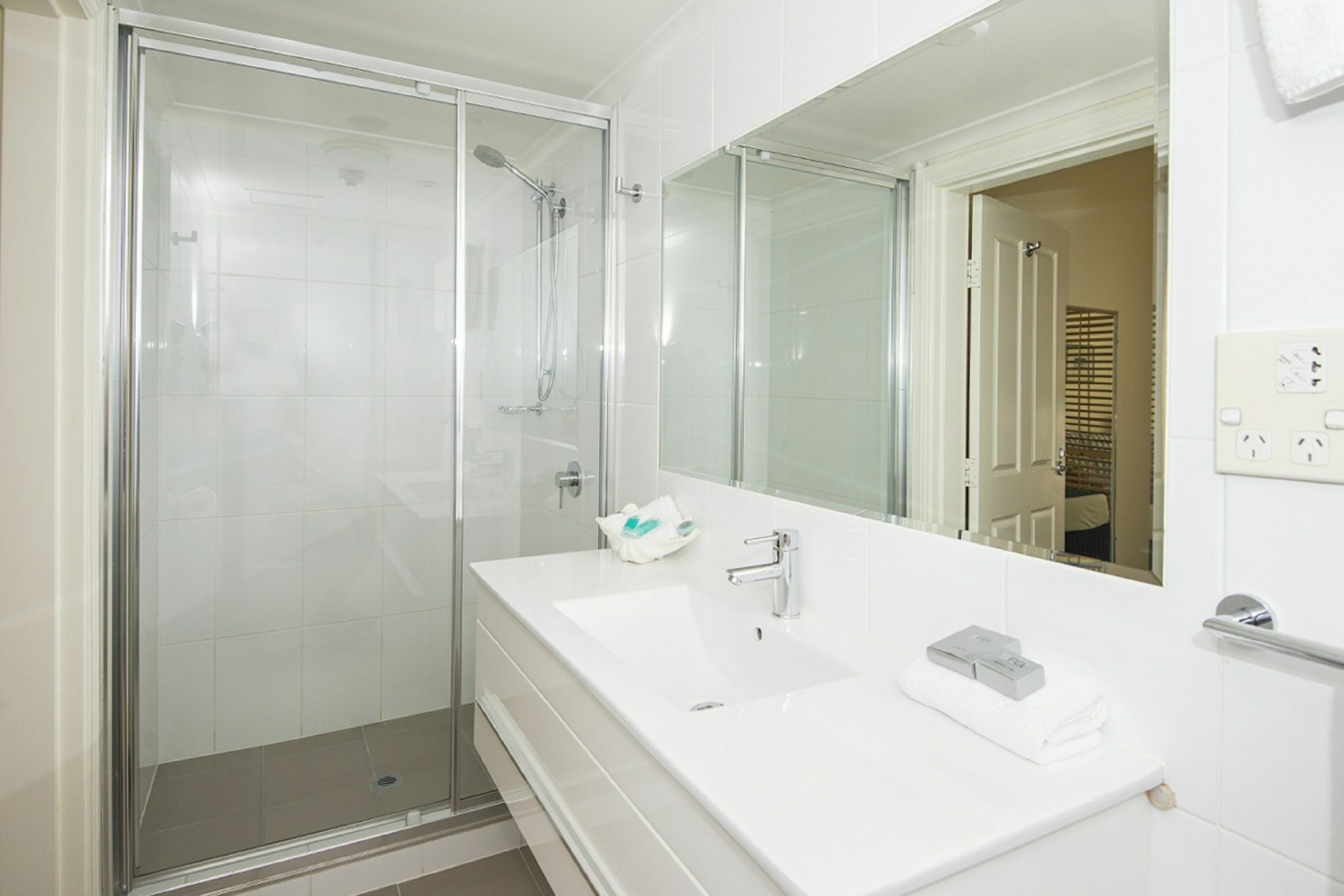 Macrossan House Boutique Holiday Apartments Port Douglas Extérieur photo